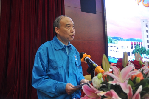 皖南电机党委书记管兵 做主题报告 皖南电机党委书记管兵 做主题报告